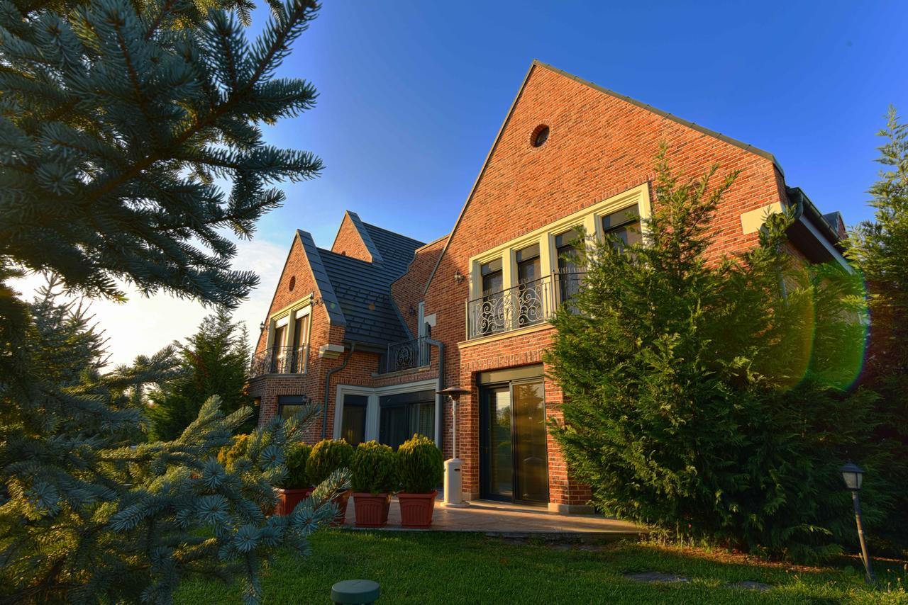 Lacul Verde Resort Плоешти Экстерьер фото