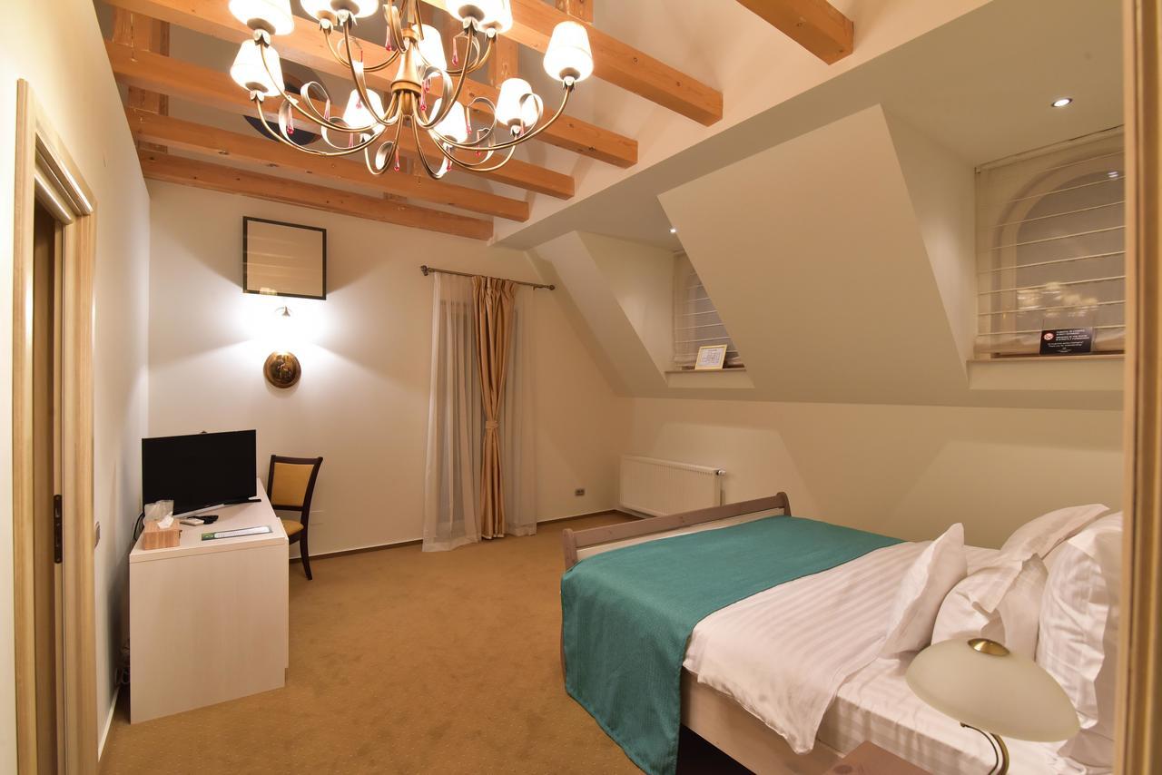 Lacul Verde Resort Плоешти Экстерьер фото